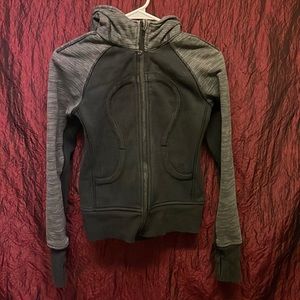Black/grey Lululemon jacket